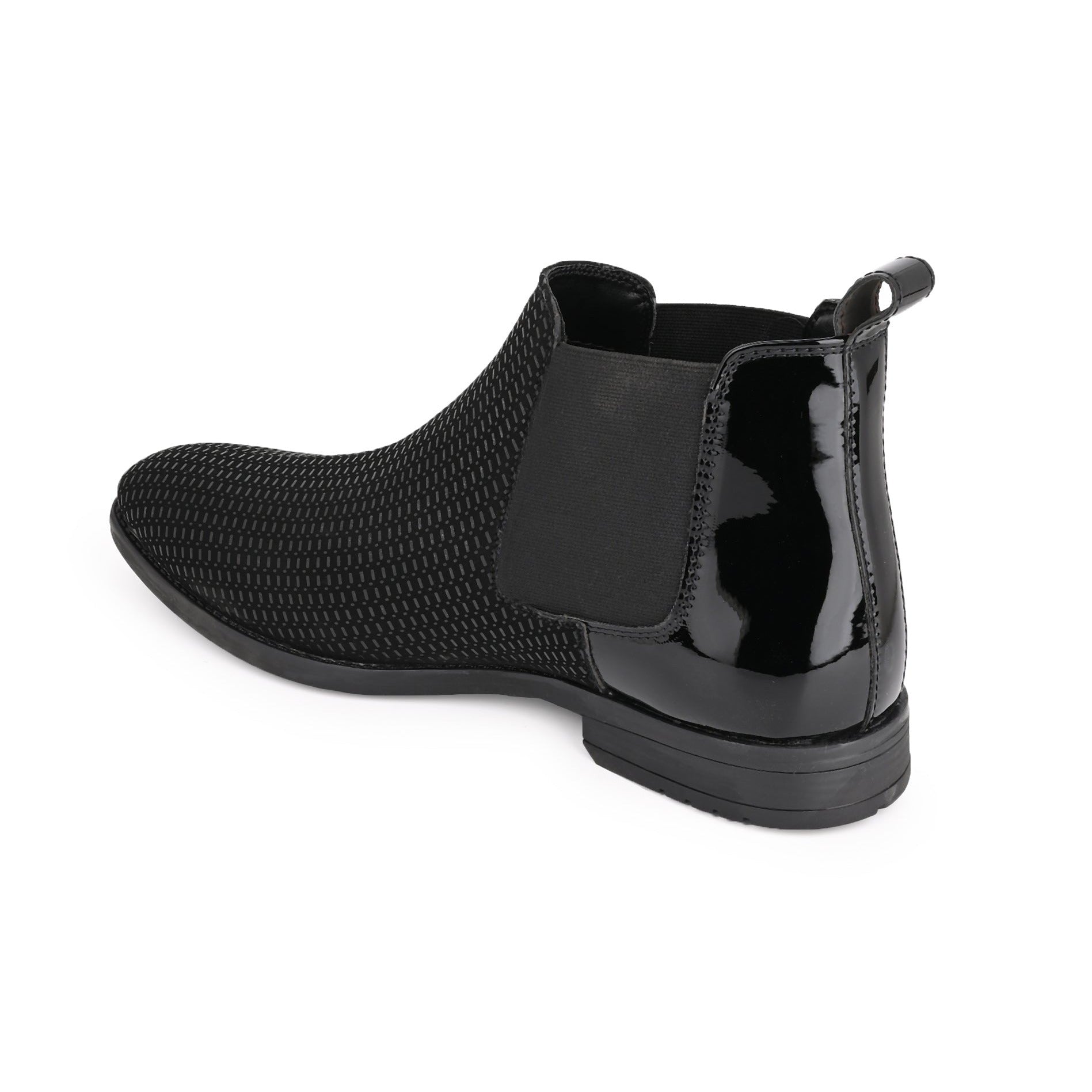 Hydes N Hues Men Black Textured Boots