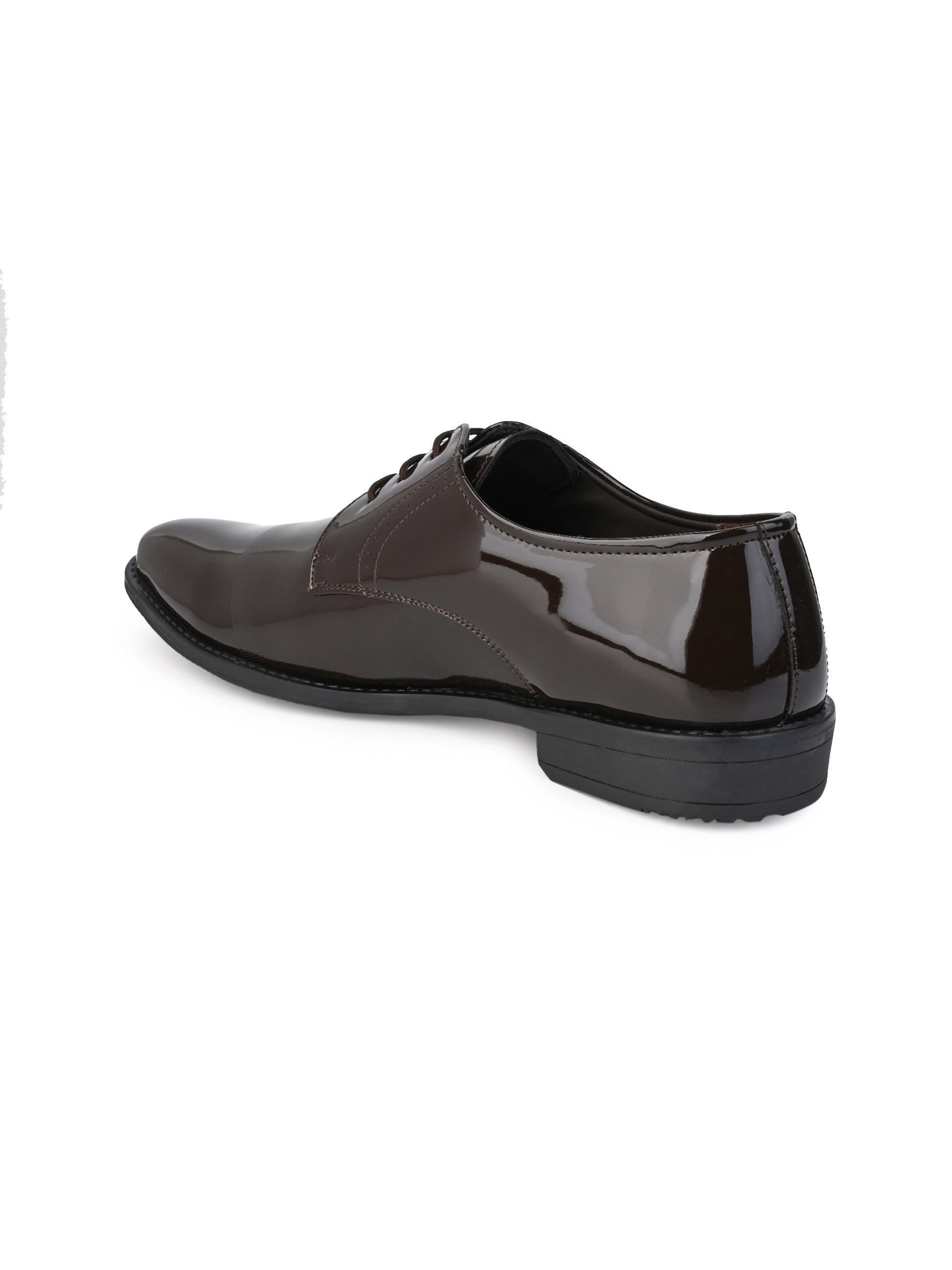Hydes and Hues Men Tound-Toe Derbys Brown