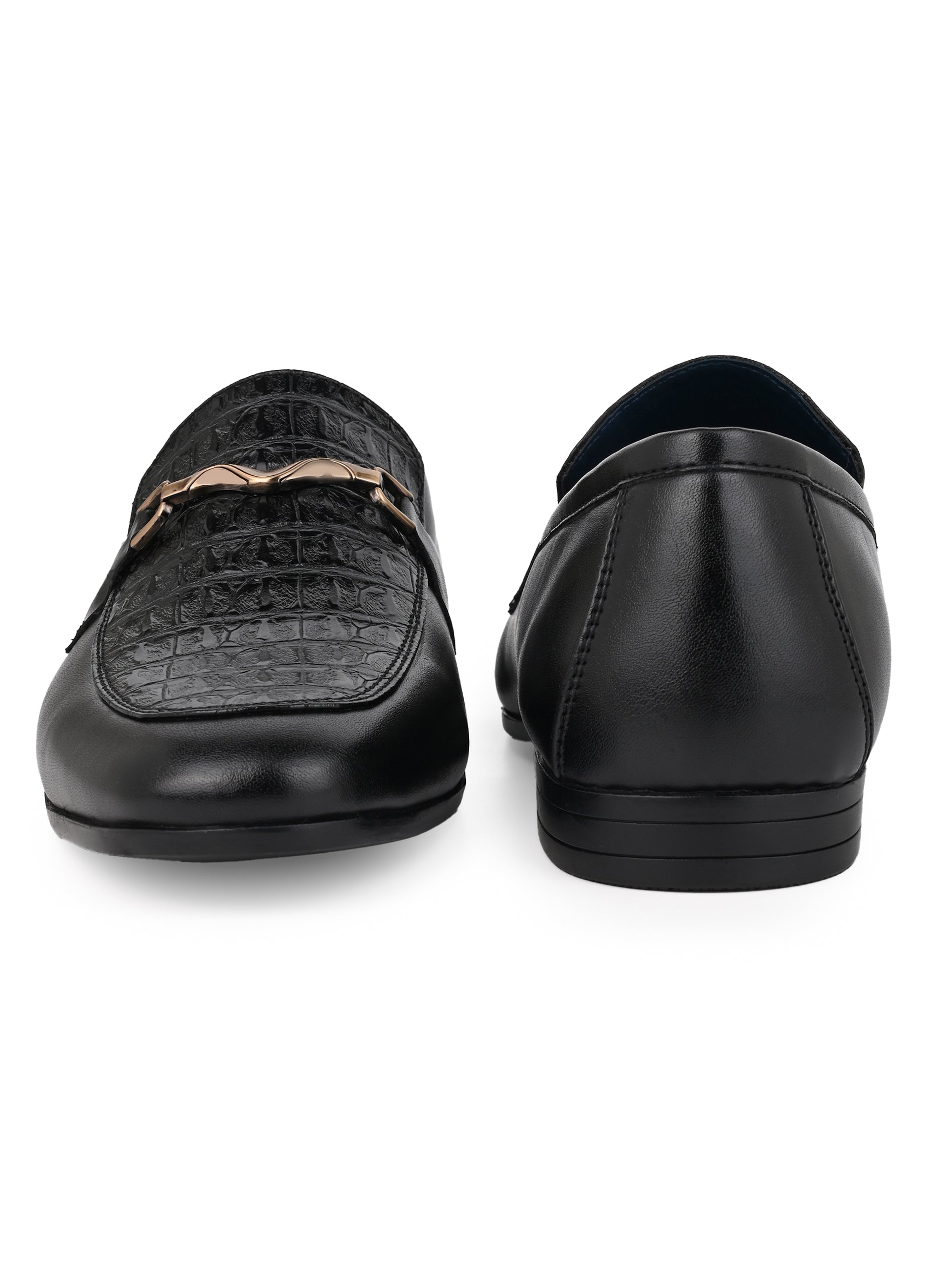 Hydes N Hues Men Black Textured Loafers