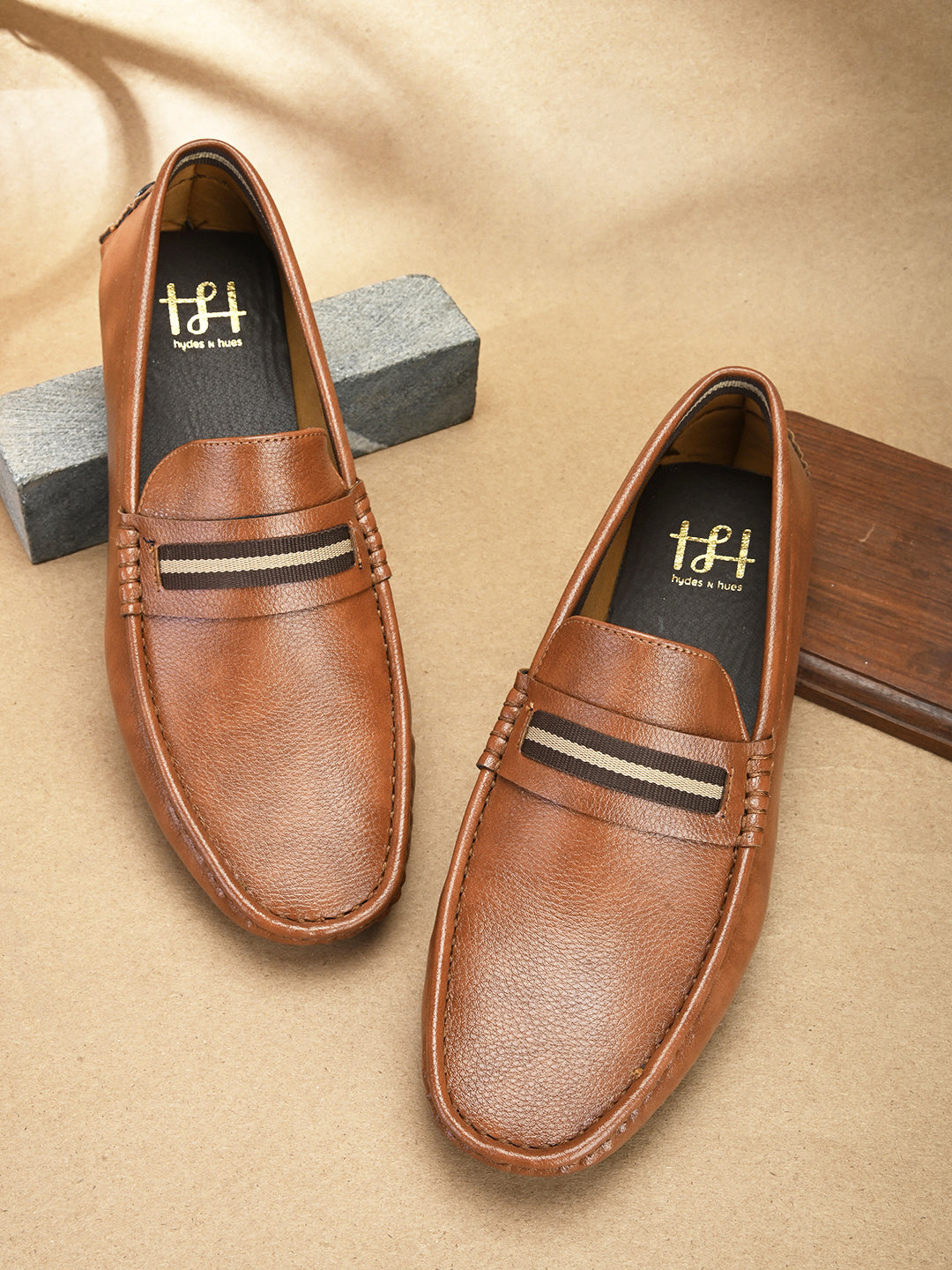 Hydes N Hues Men Tan Loafers
