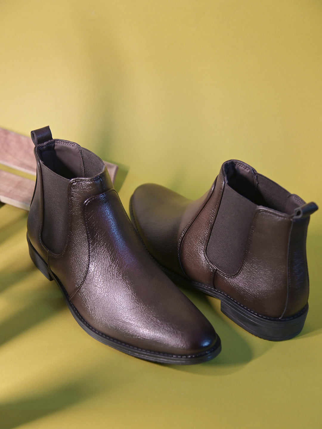 Hydes N Hues Men Brown Boots