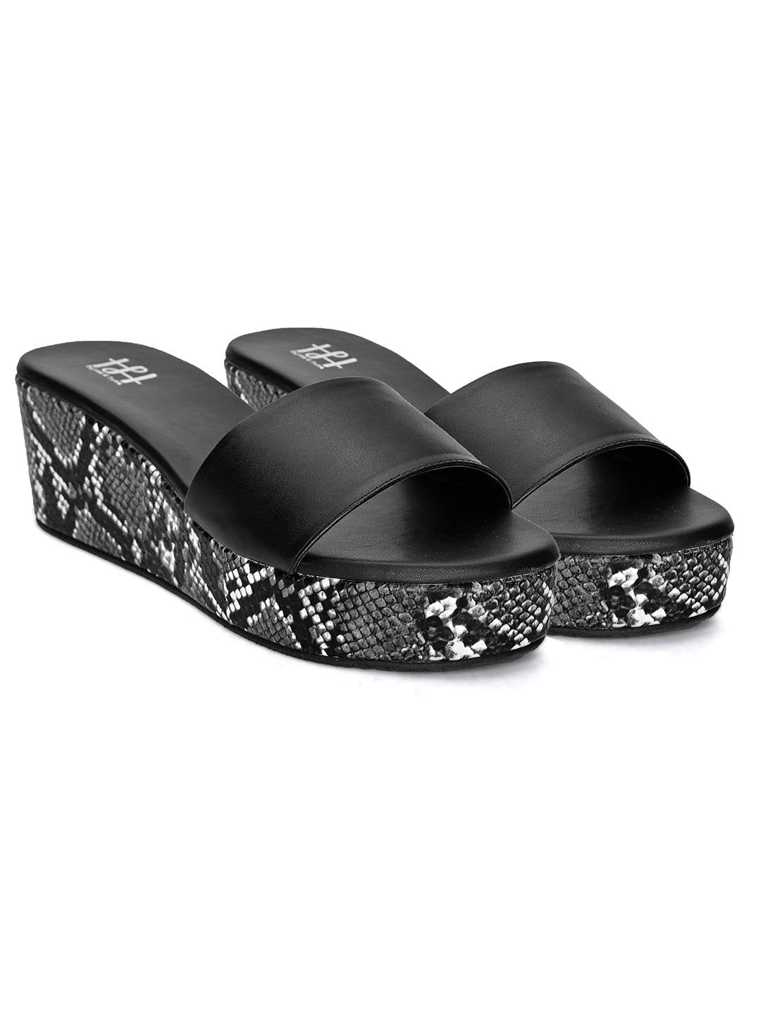 Hydes N Hues Black Wedge Heels