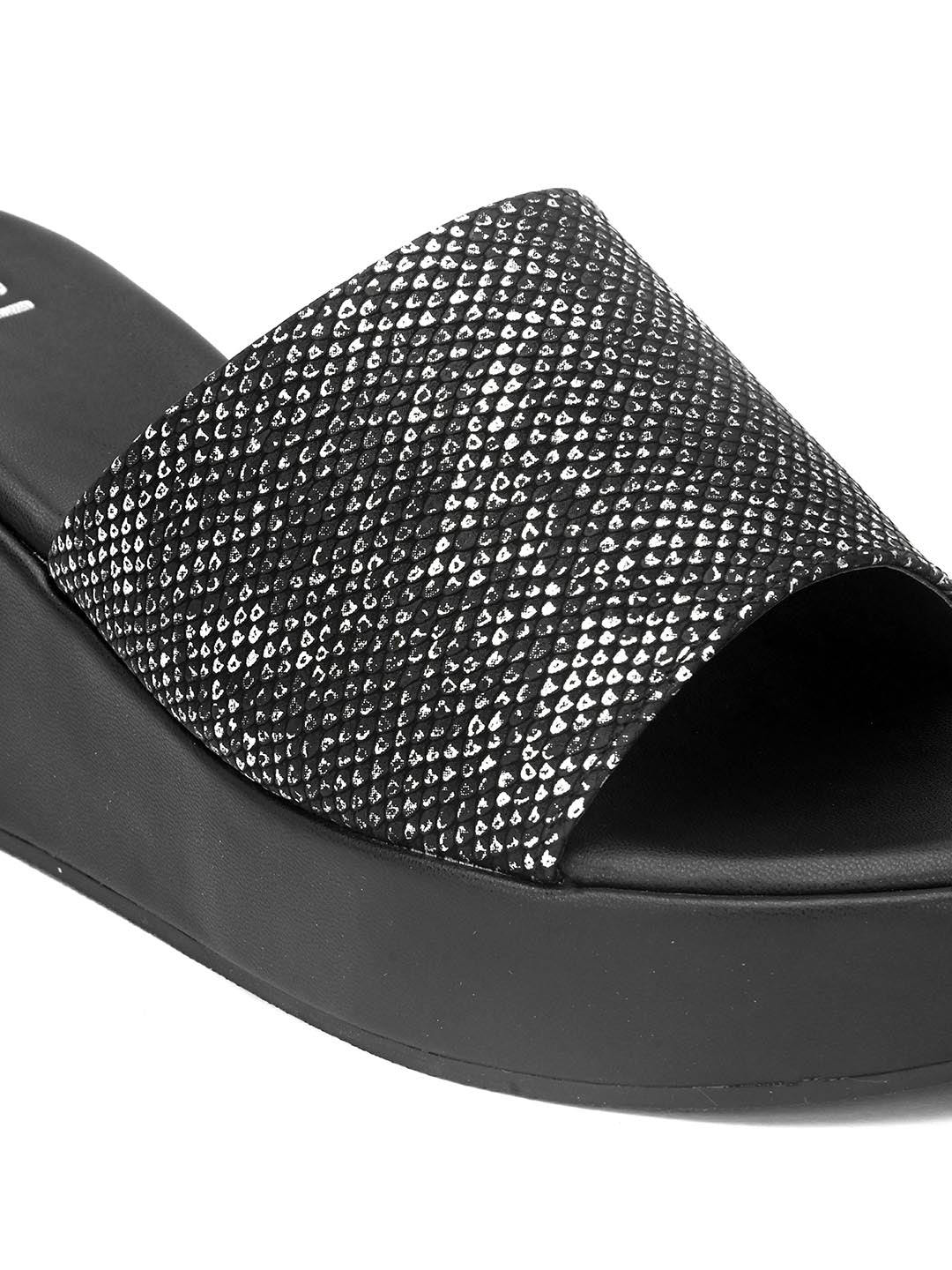 Hydes N Hues Women black -Toned Open Toe Wedge Heels