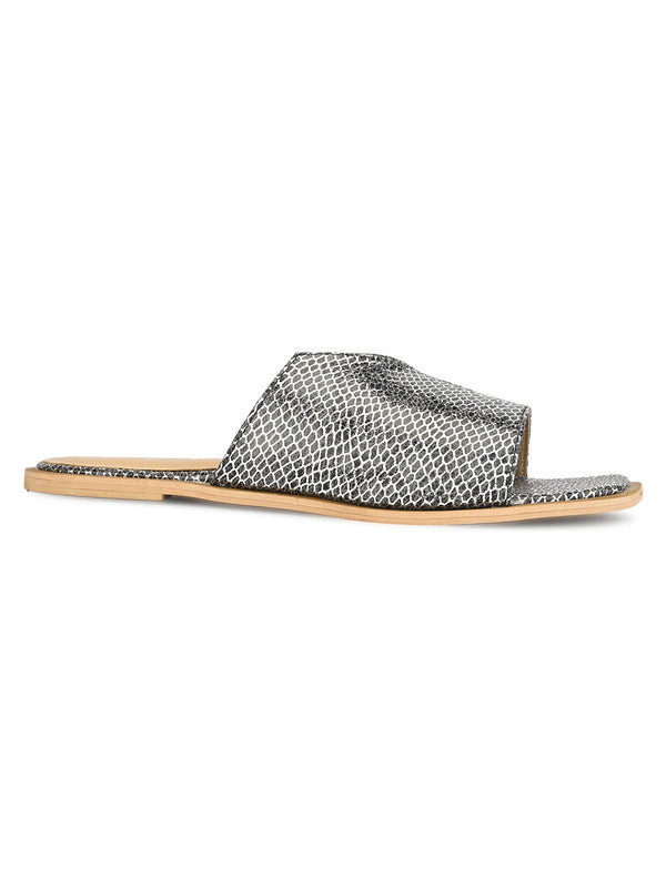 Hydes N Hues Black Silver Flat Sandal For Women