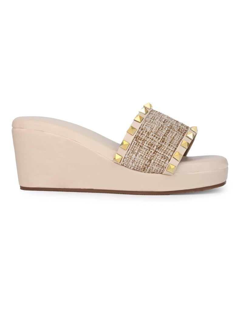 Hydes N Hues Cream Wedge Heel Sandal For Women