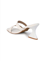 Hydes N Hues Women White Kitten Heels