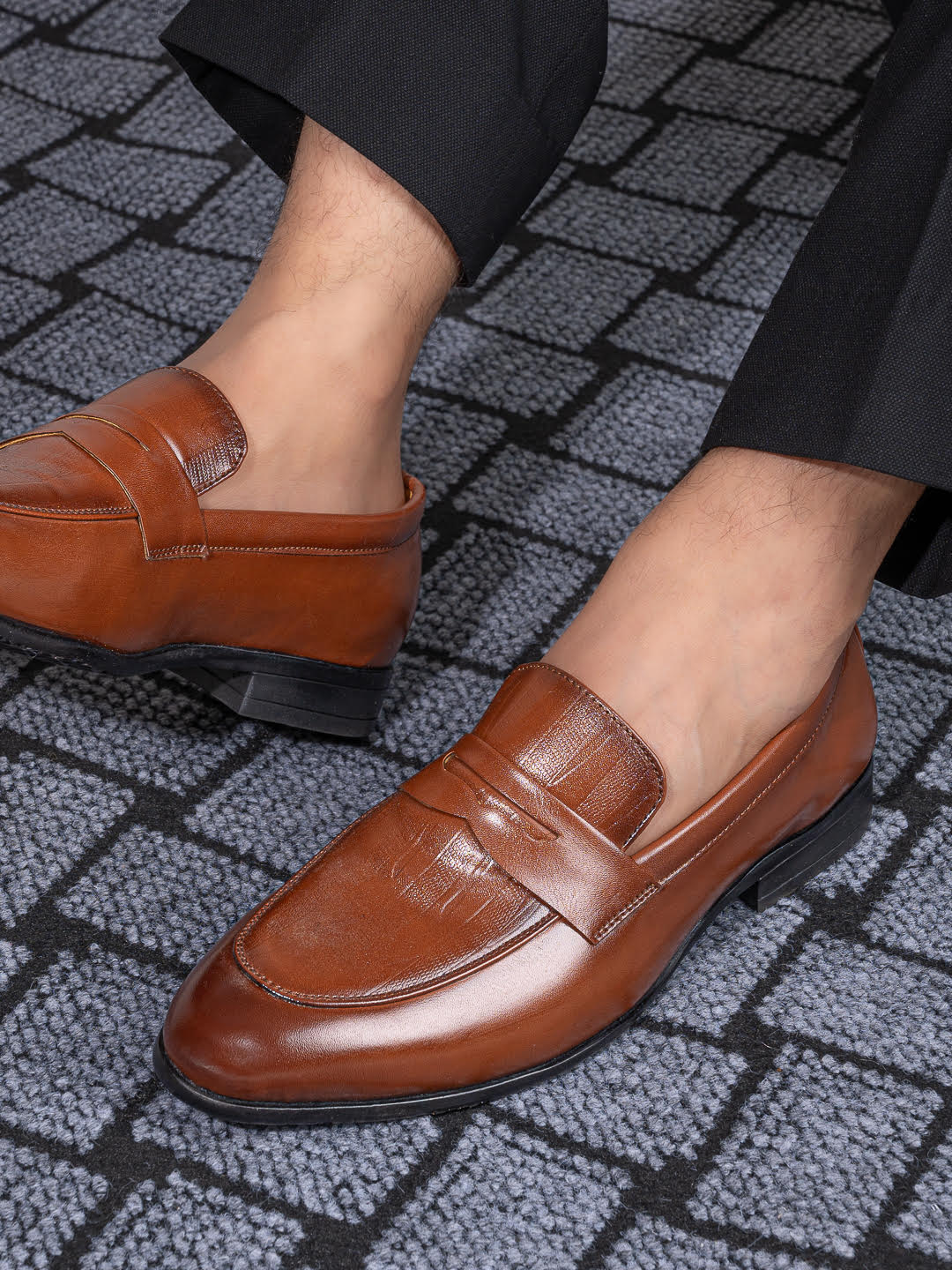 Hydes N Hues Tan Classical Formal Slip-On Shoe for Men