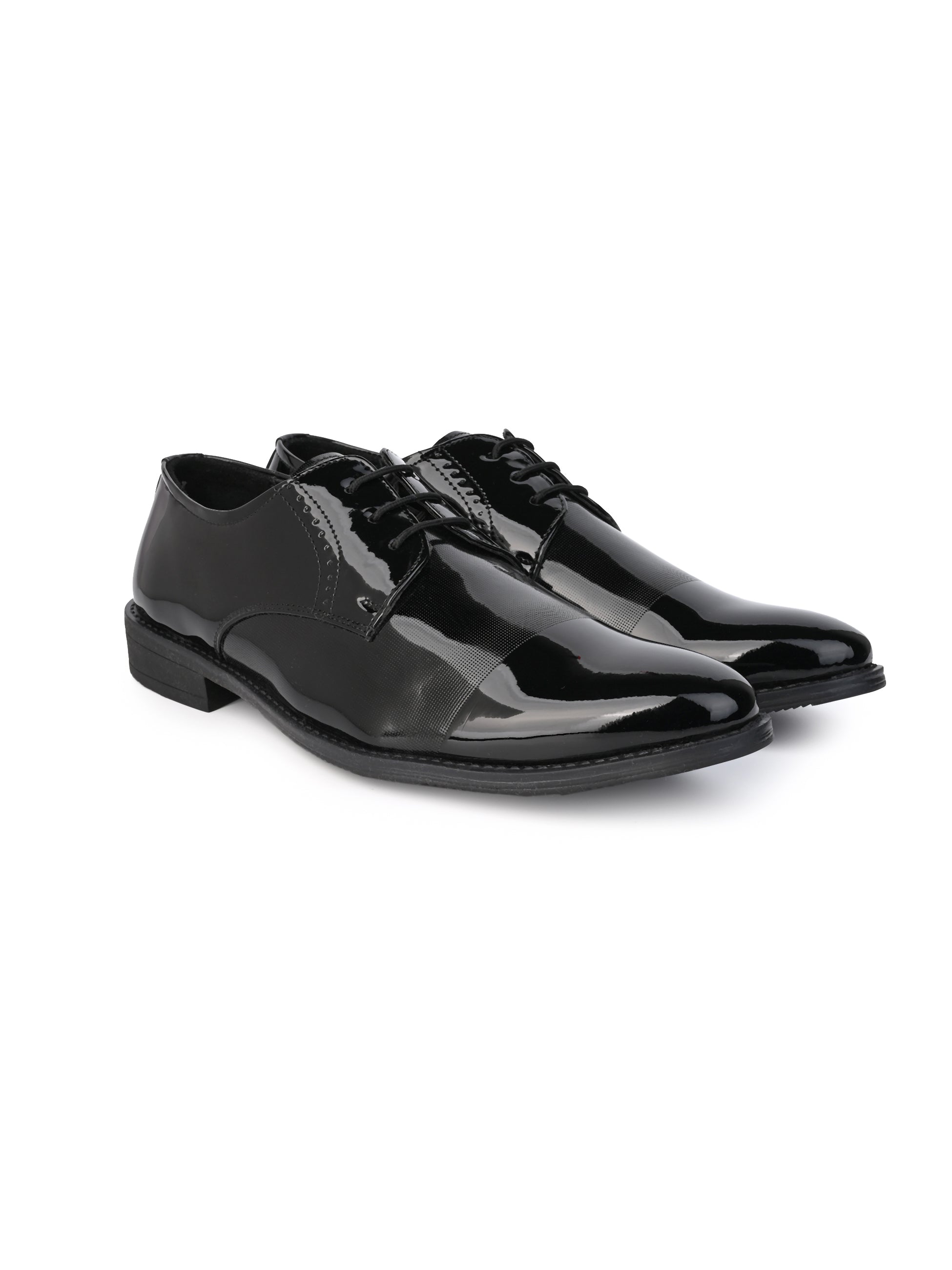 Hydes and Hues Men Round-Toe Derbys Black