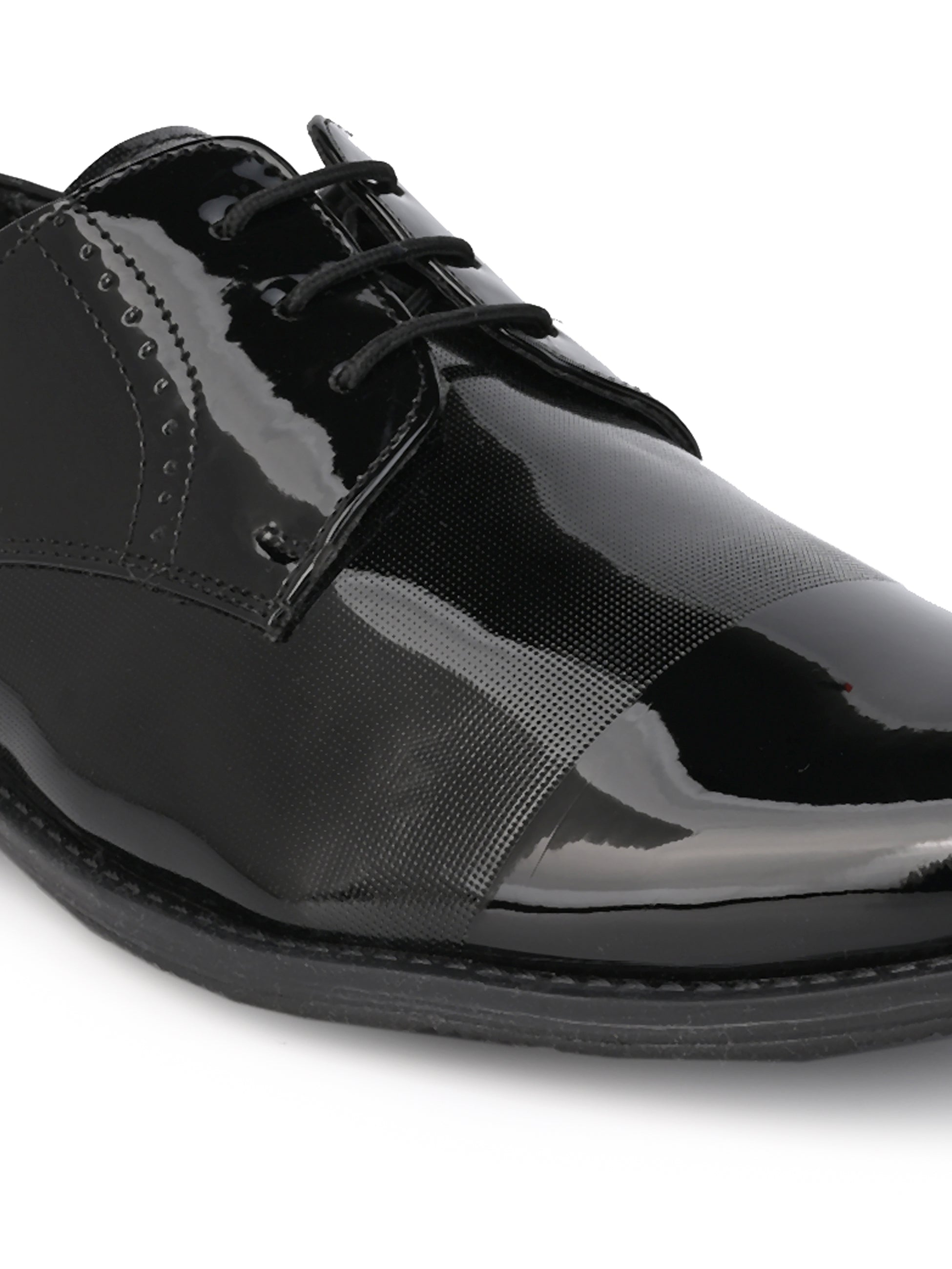 Hydes and Hues Men Round-Toe Derbys Black