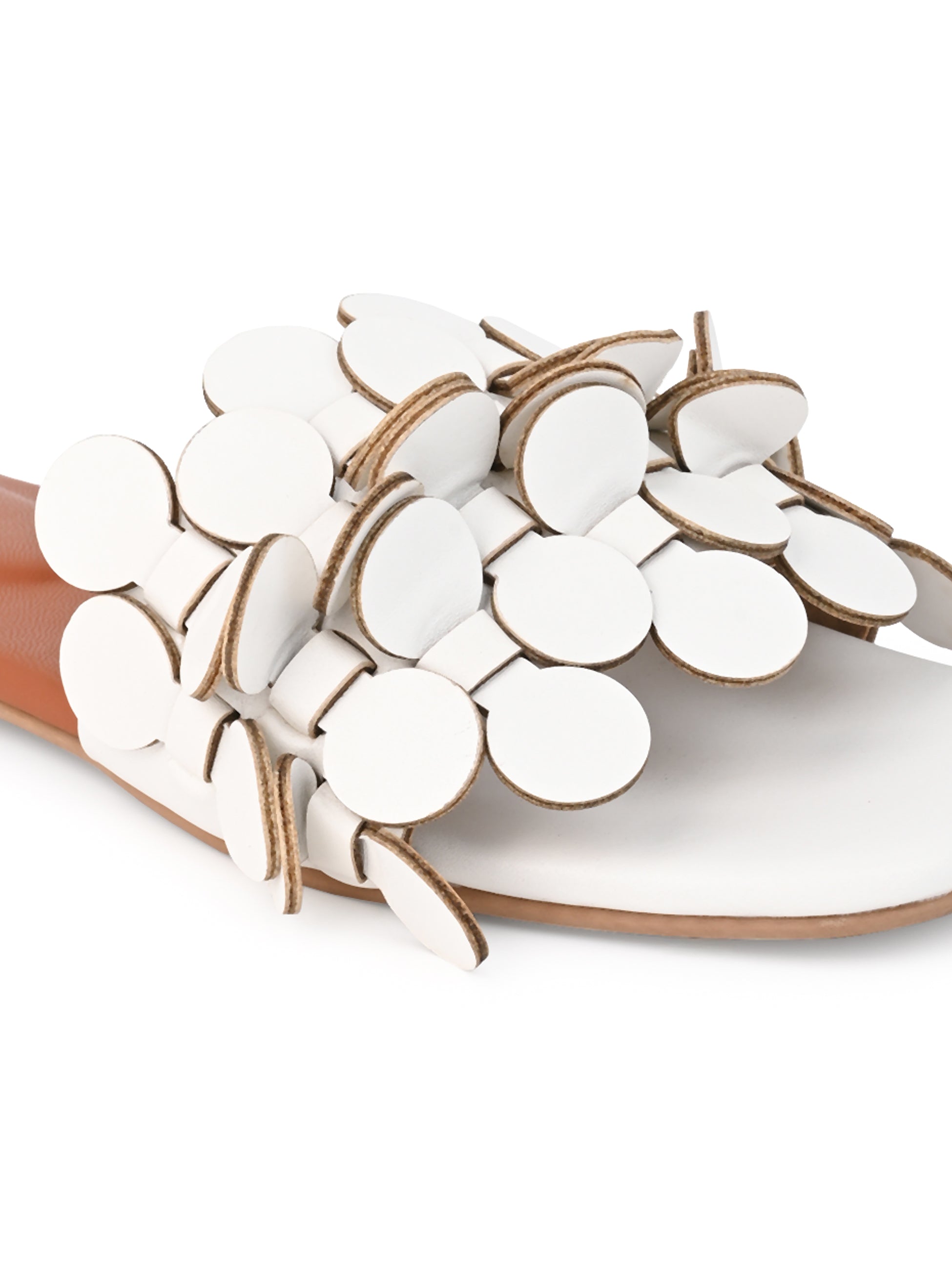 Hydes and Hues Women Open-Toe White Coin flats