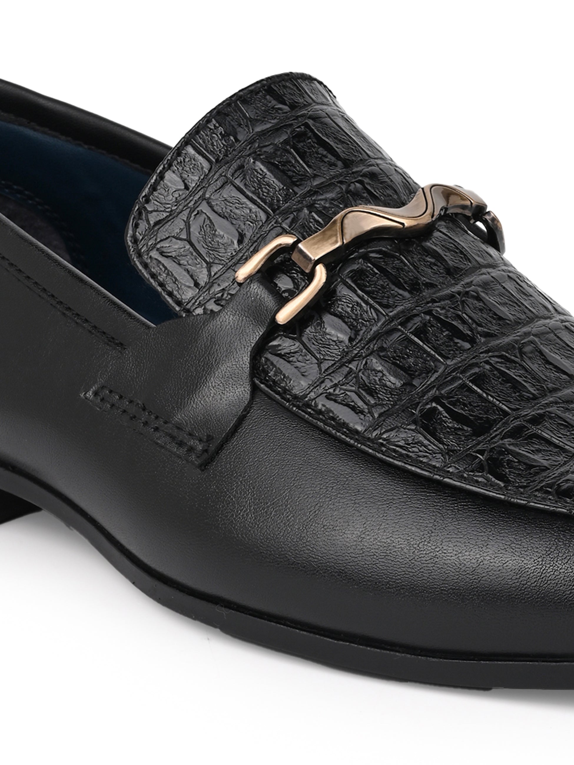 Hydes N Hues Men Black Textured Loafers