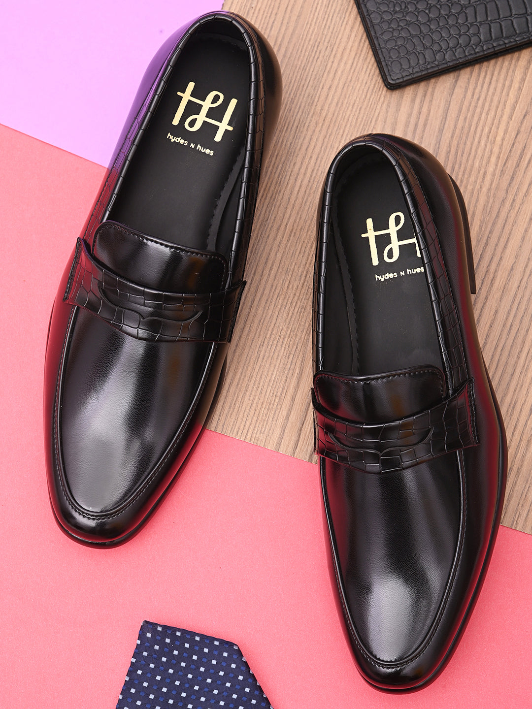 Hydes N Hues Black Semi-Textured Slip-Ons For Men