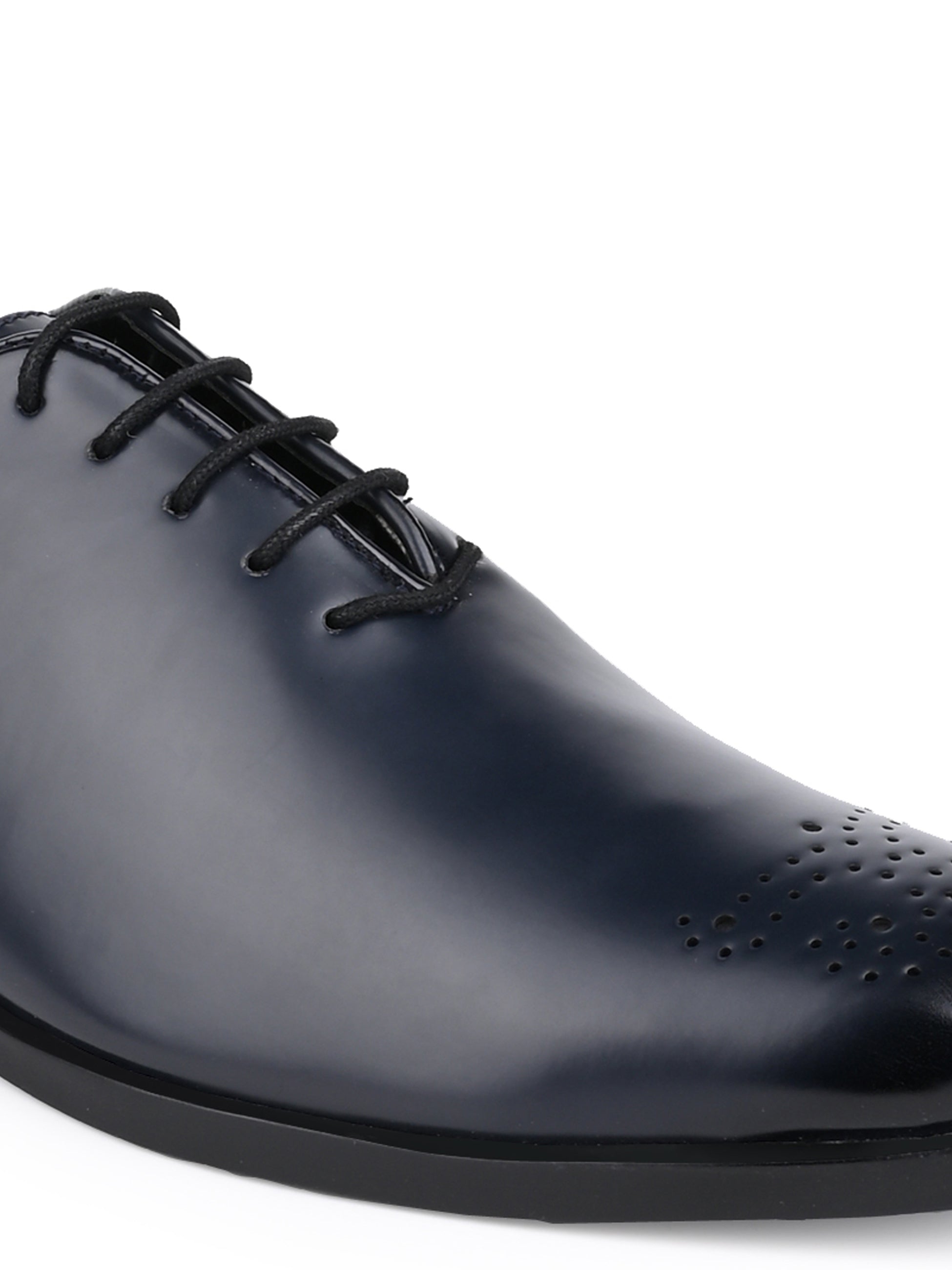 Hydes N Hues Men Blue Lazer Brogue Shoes