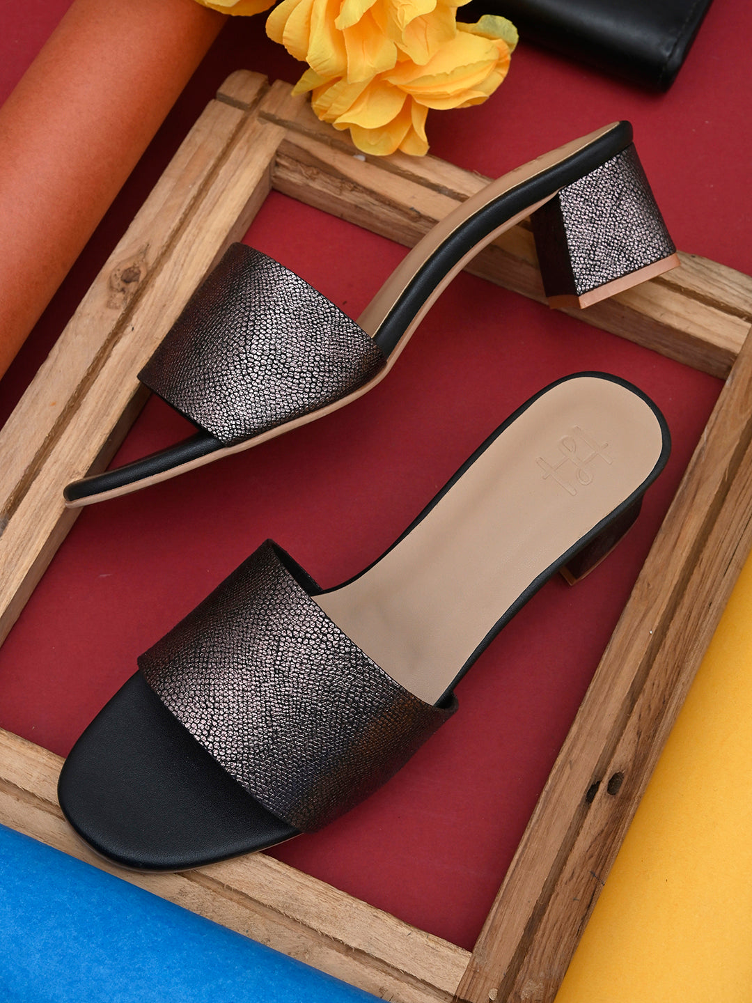 Hydes N Hues Black Short Heels with Gun Metal