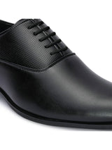 Hydes N Hues Men Black Textured Formal Oxfords