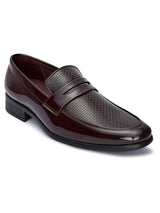 Hydes N Hues Men Brown Textured Formal Loafers