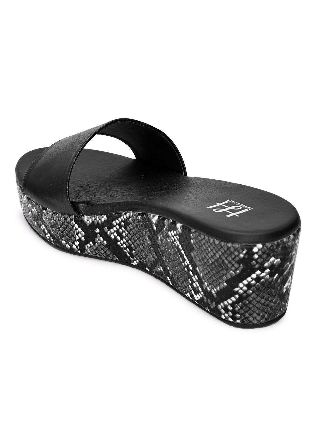 Hydes N Hues Black Wedge Heels