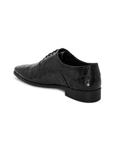 Hydes N Hues Men Black Textured Formal Derbys