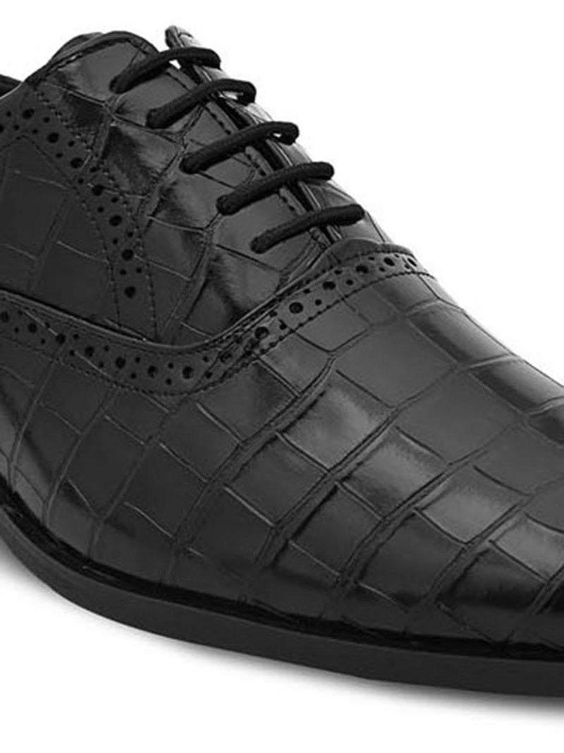 Hydes N Hues Men Black Textured Formal Derbys